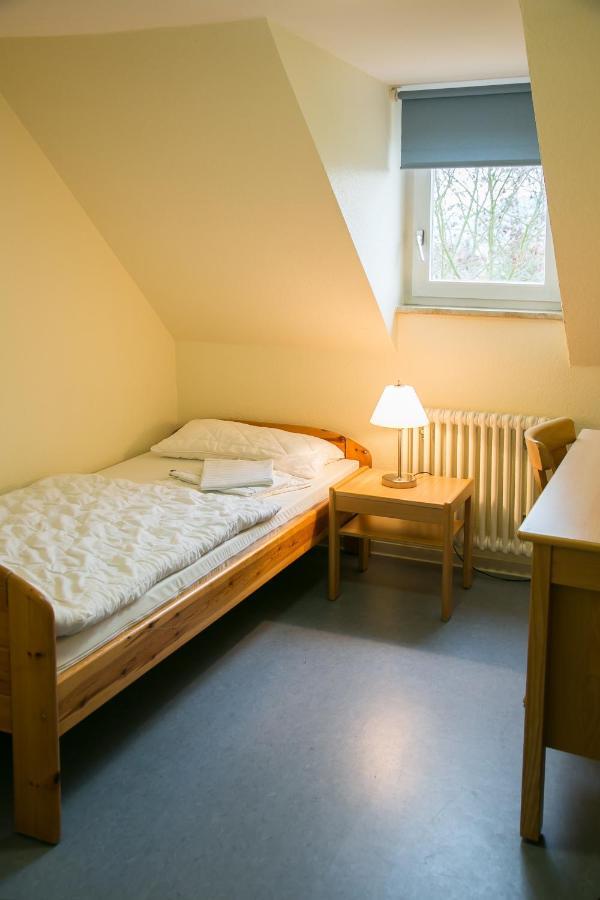 Jugendhaus St. Kilian Hostel Miltenberg Exterior foto
